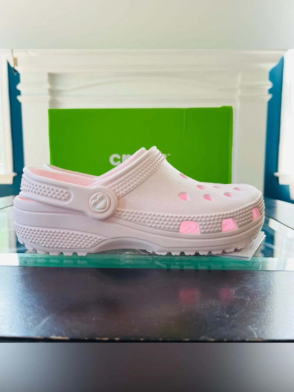 Crocs Classic Hearts Cut Out Clog Kids Bubble Ice Pink Slip On J2 EU 33-34